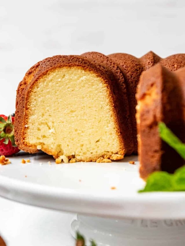 Cream-Cheese-Pound-Cake-1 gdfgnn